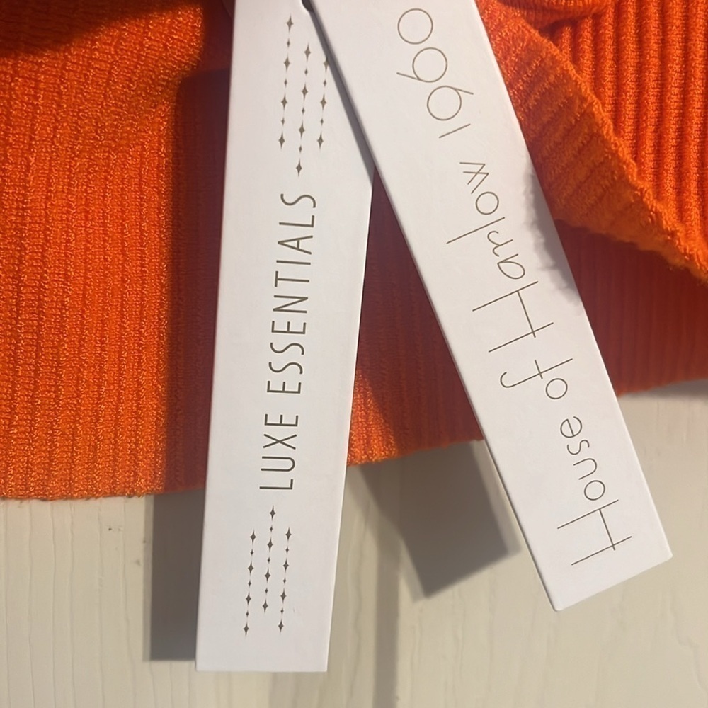 Orange Ribbed Crop Top - Picture 2 of 2